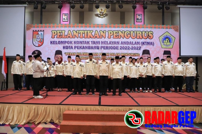 Pj Wali Kota Pekanbaru Hadiri Pelantikan Pengurus KTNA Kota Pekanbaru Periode 2022-2027