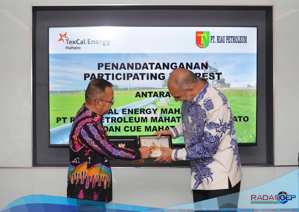 Pj Bupati Kampar Muhammad Firdaus Saksikan Penandatanganan PI 10% PT. Riau Petroleum Mahato dan Cue Mahato PTY. LTD