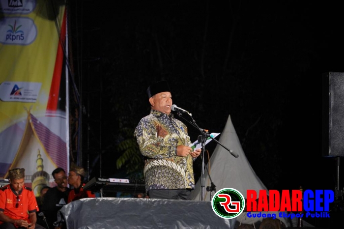 Ditandai Dengan Pemukulan Gong Kampar Expo 2023 Resmi Di Buka , Pj Bupati Kampar : Bangkitkan Ekonomi Dan UMKM Kampar