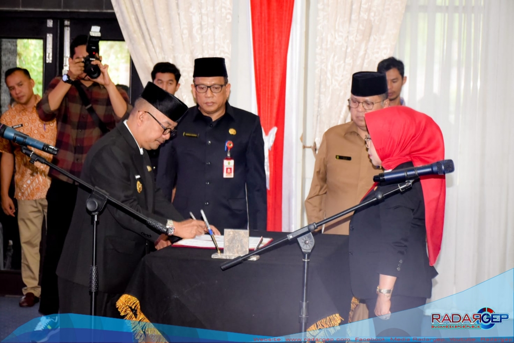 Ramlah ,SE, M.Si Resmi Jabat Pj Sekda Kampar