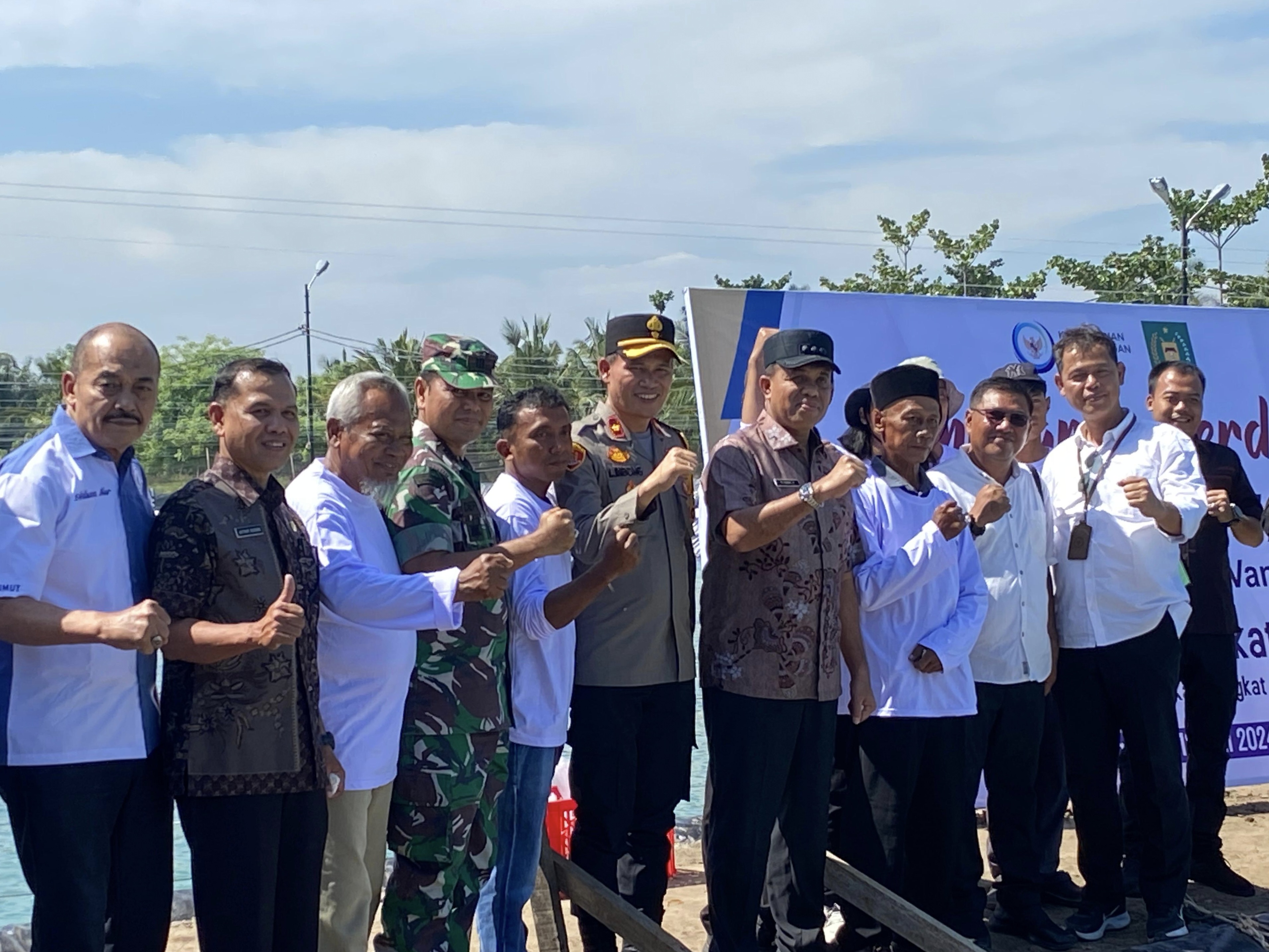 Wakapolres Langkat Hadiri Peresmian Klaster Tambak Udang Bantuan di Desa Pasar Rawa