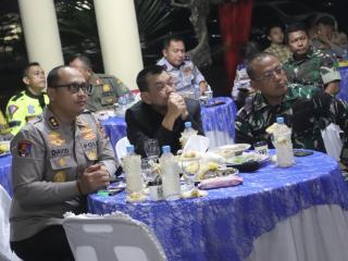 Kapolres Langkat Ikuti Zoom Meeting Dipimpin Langsung Oleh Kapolri