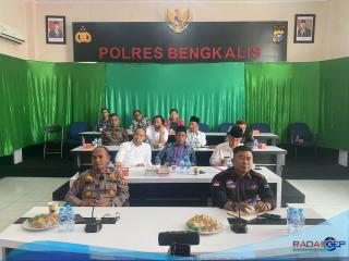 Polres Bengkalis Mengikut Zoom Meeting dengan Humas Mabes Polri 